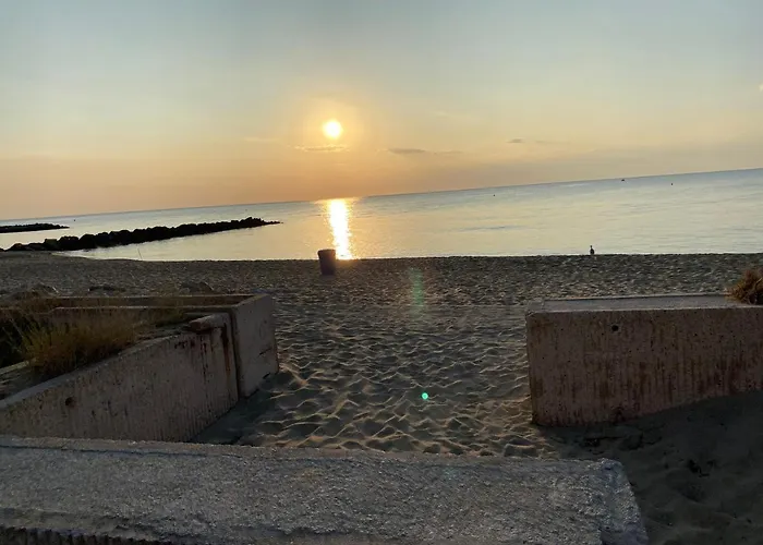 Acces Direct, Διαμέρισμα *